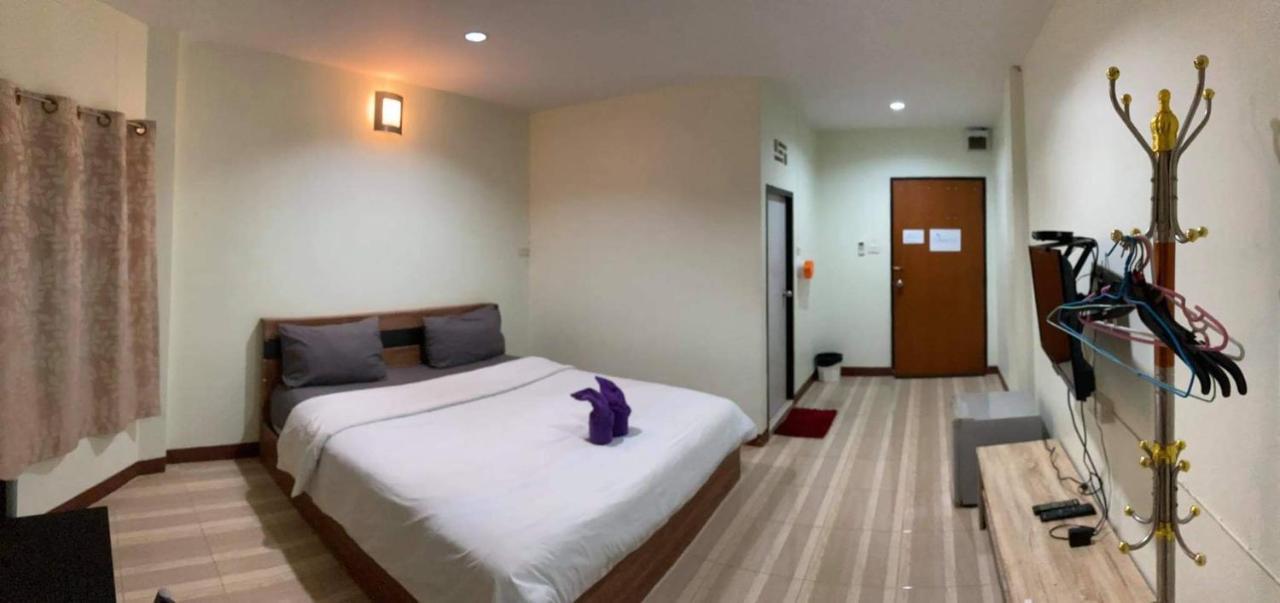 Alongkorn Hotel By Sb ساموت سونكرام المظهر الخارجي الصورة