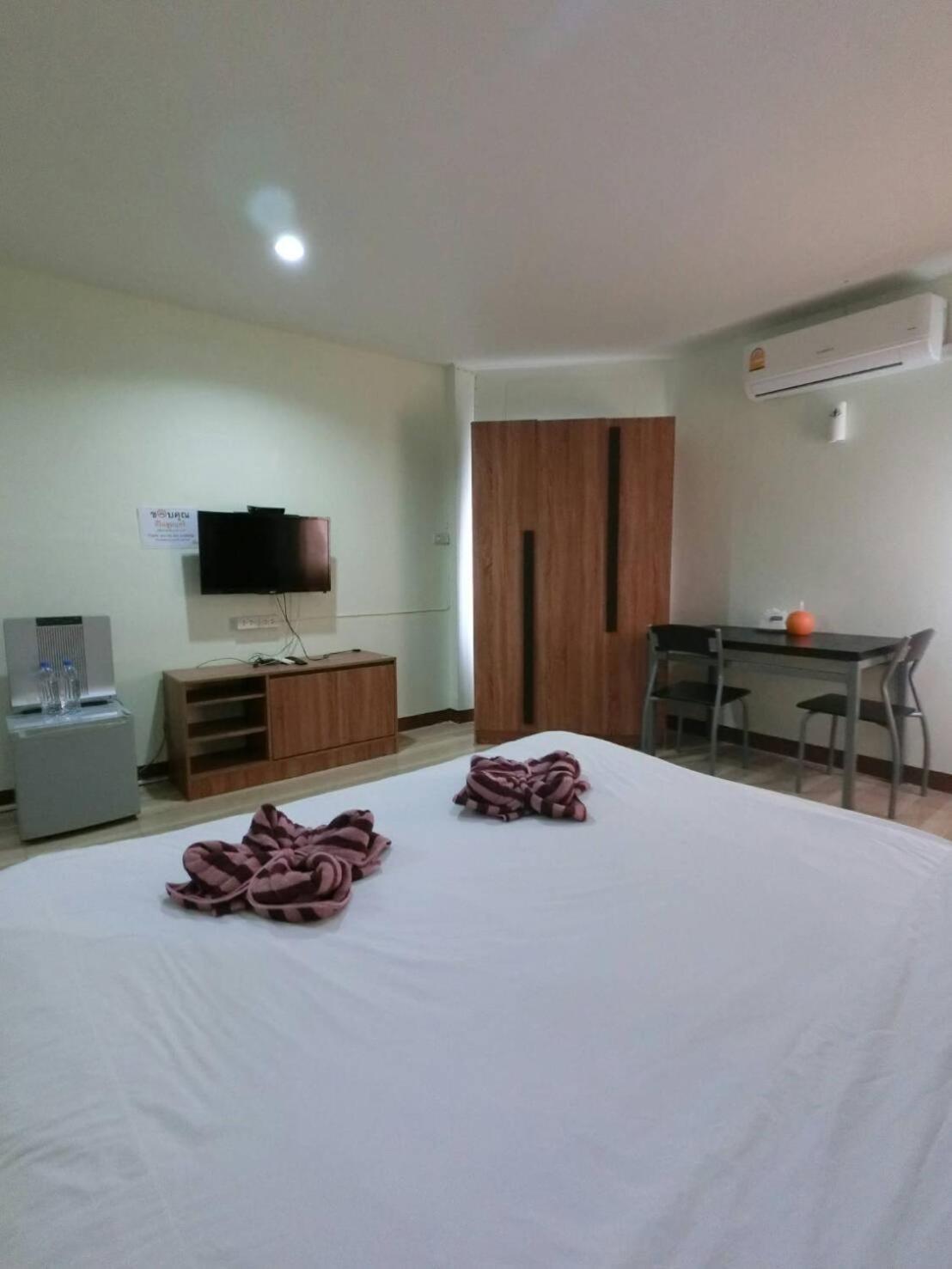 Alongkorn Hotel By Sb ساموت سونكرام المظهر الخارجي الصورة