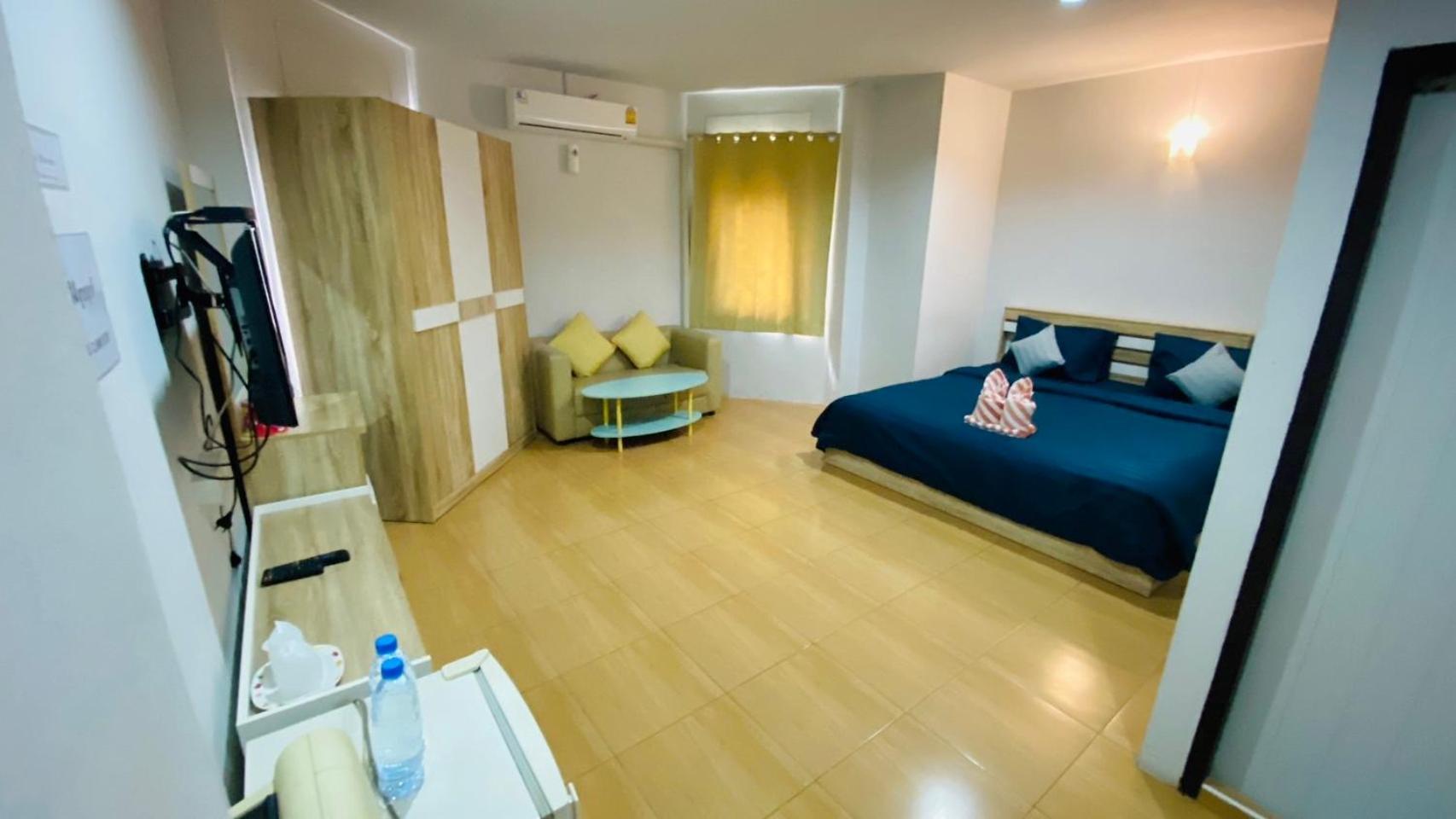 Alongkorn Hotel By Sb ساموت سونكرام المظهر الخارجي الصورة