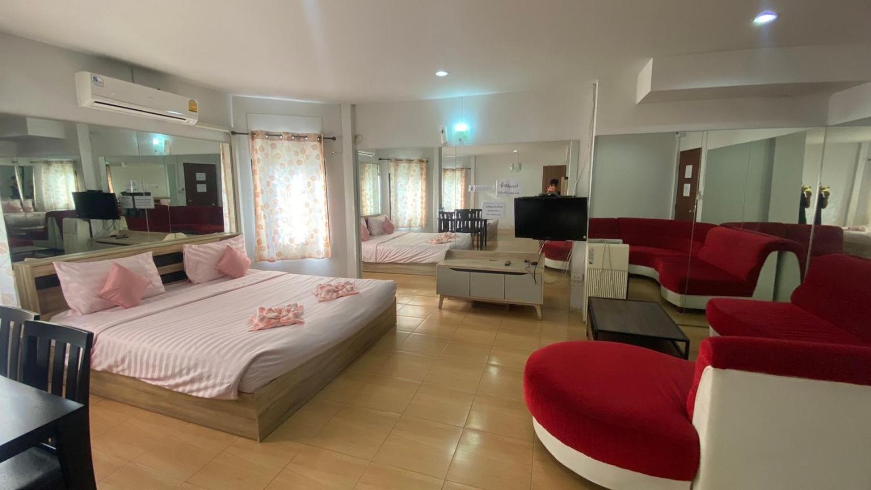Alongkorn Hotel By Sb ساموت سونكرام المظهر الخارجي الصورة