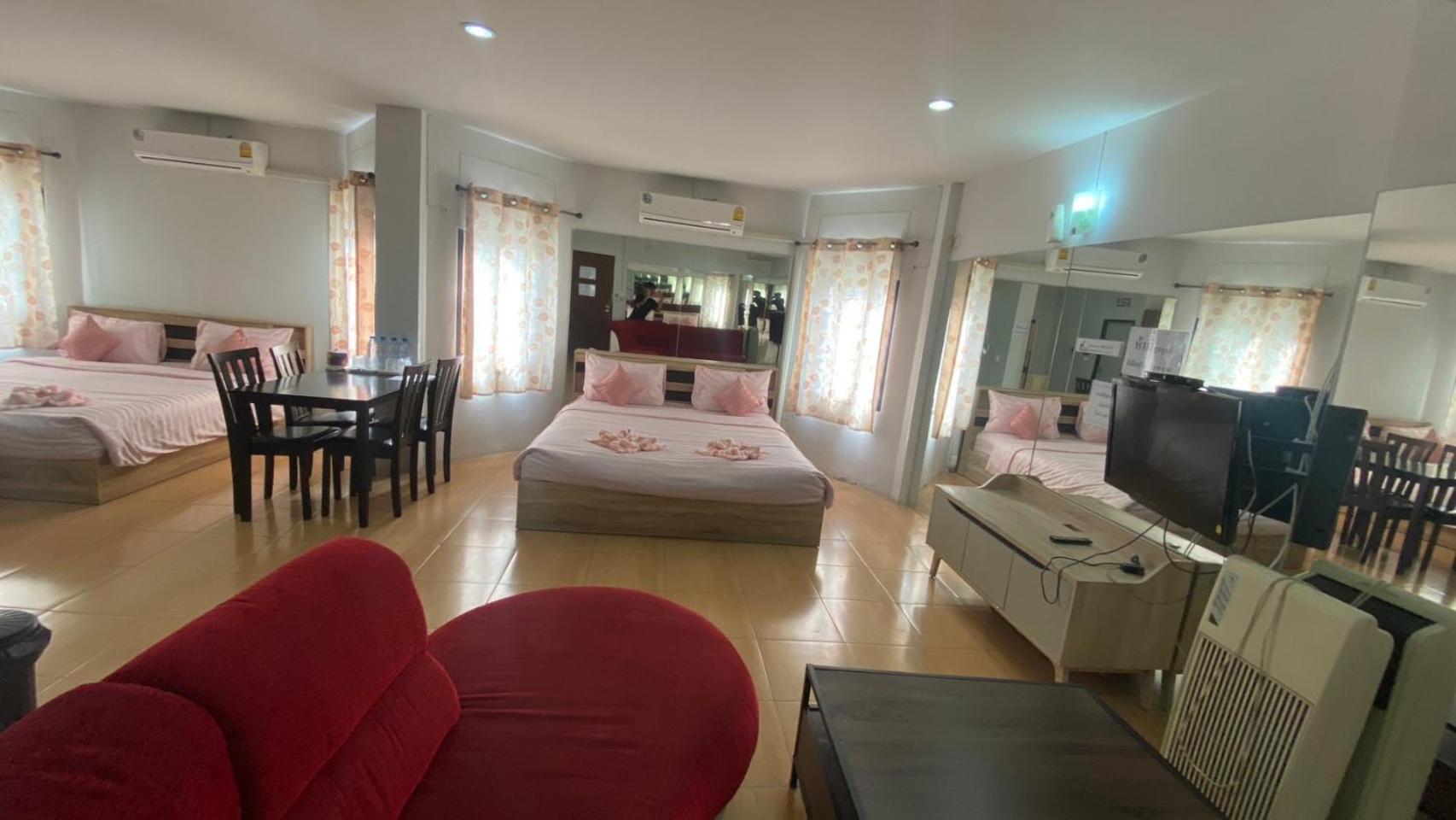 Alongkorn Hotel By Sb ساموت سونكرام المظهر الخارجي الصورة