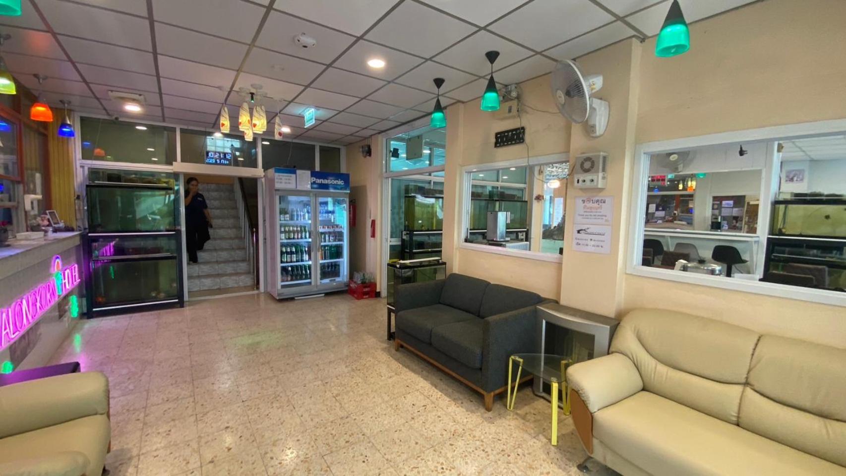 Alongkorn Hotel By Sb ساموت سونكرام المظهر الخارجي الصورة