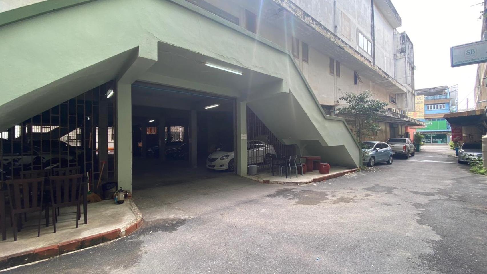 Alongkorn Hotel By Sb ساموت سونكرام المظهر الخارجي الصورة