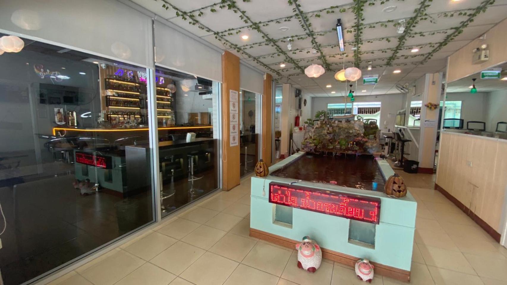 Alongkorn Hotel By Sb ساموت سونكرام المظهر الخارجي الصورة