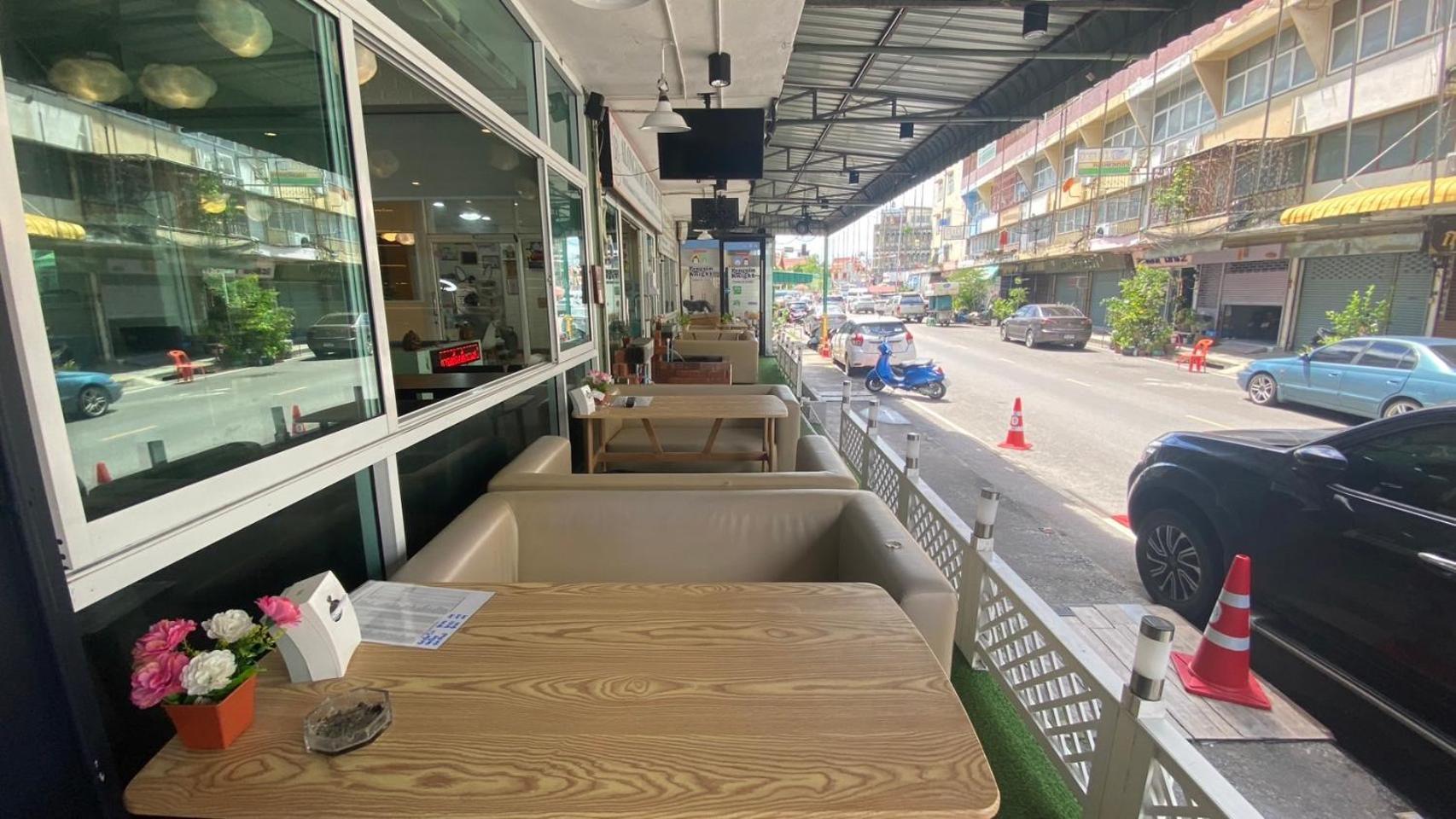 Alongkorn Hotel By Sb ساموت سونكرام المظهر الخارجي الصورة