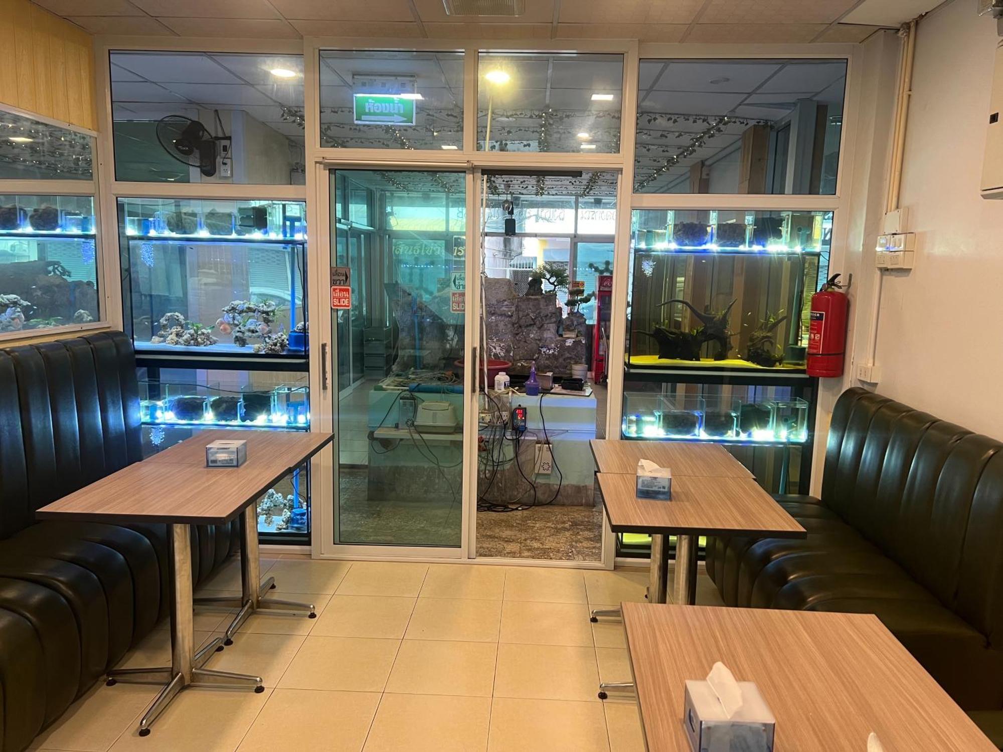 Alongkorn Hotel By Sb ساموت سونكرام المظهر الخارجي الصورة