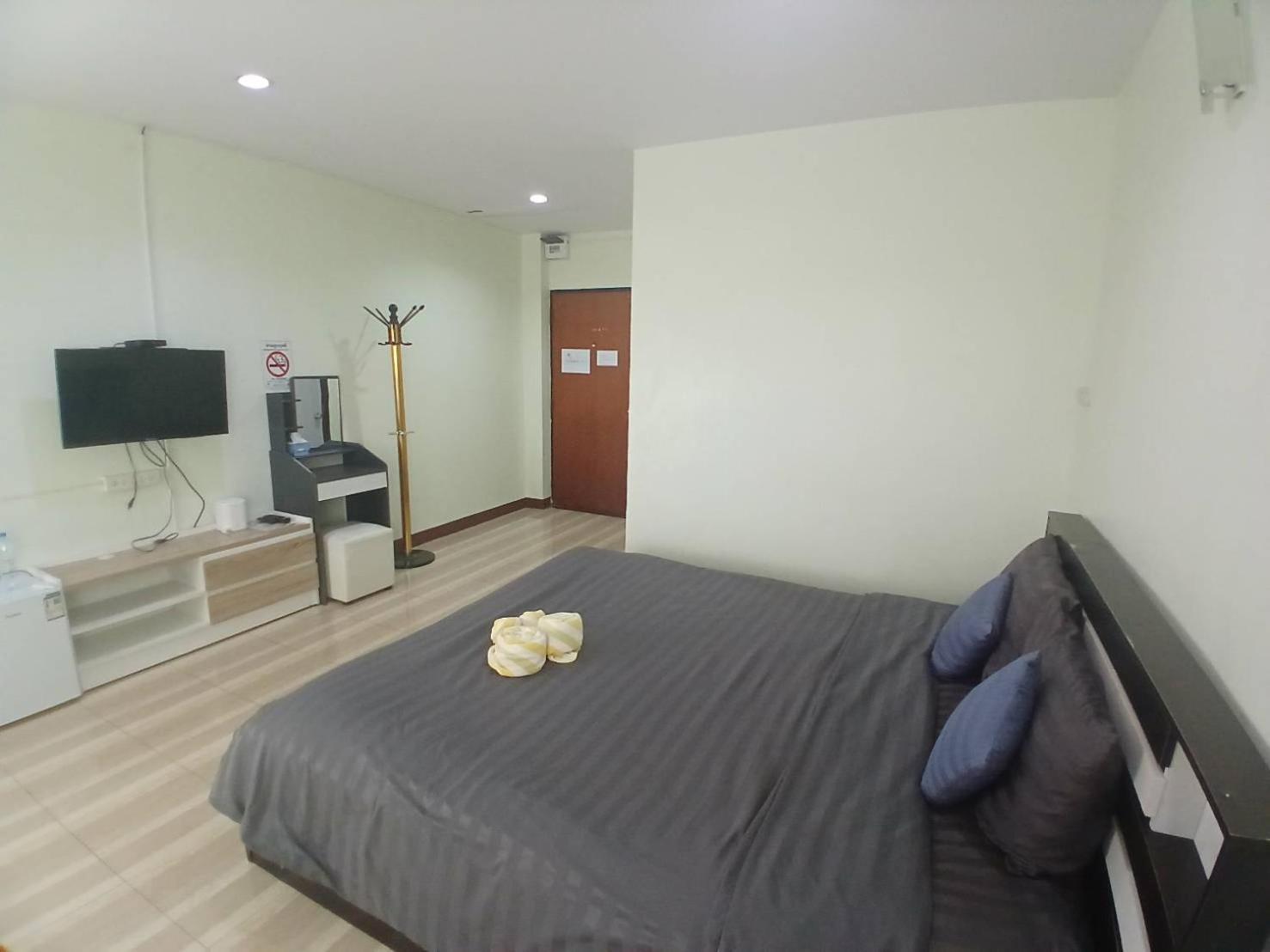 Alongkorn Hotel By Sb ساموت سونكرام المظهر الخارجي الصورة
