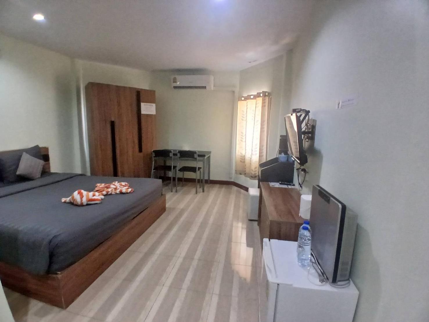 Alongkorn Hotel By Sb ساموت سونكرام المظهر الخارجي الصورة